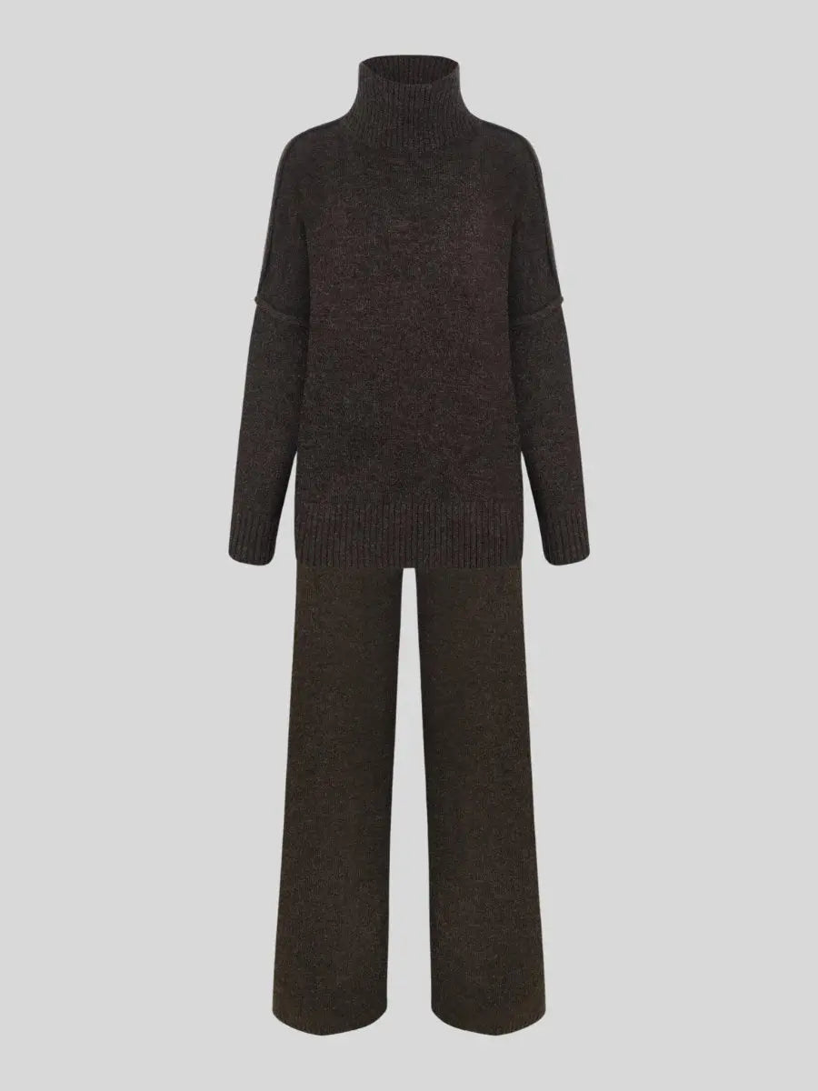 Enfärgat set för kvinnor - klassisk stil