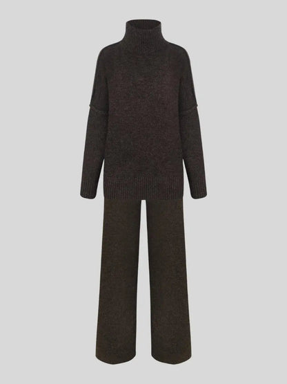 Enfärgat set för kvinnor - klassisk stil