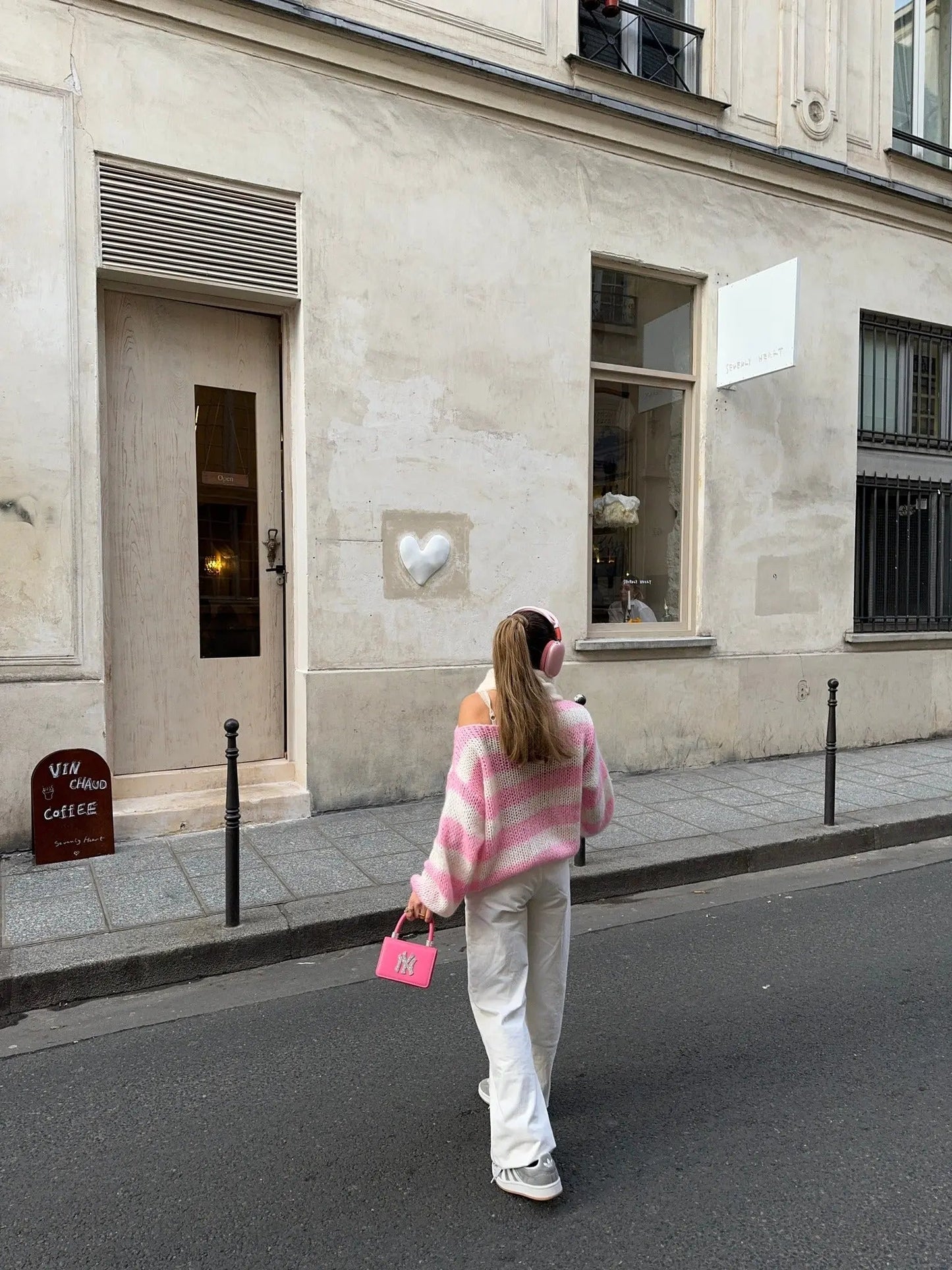 Stickad randig tröja för kvinnor